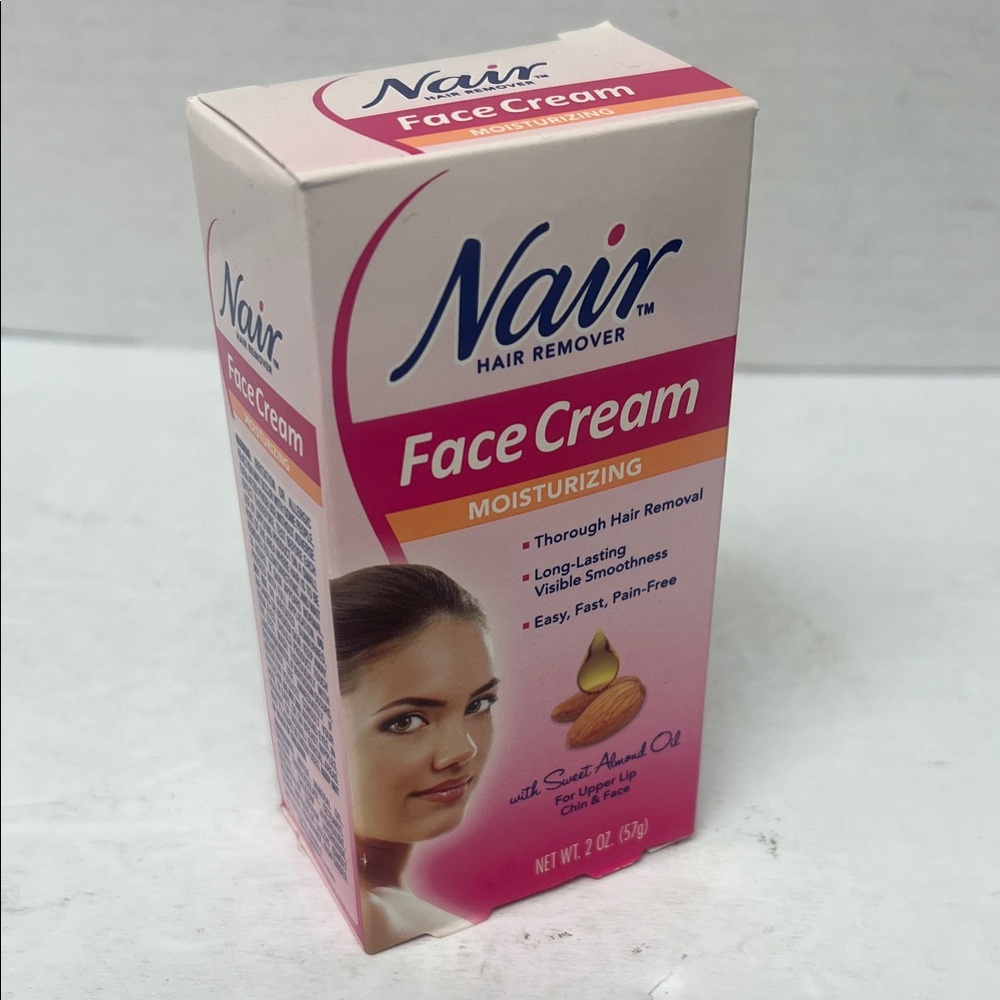 Nair hair remover Face Cream Moisturizer - Pink